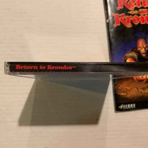 Return to Krondor PC CD-ROM Computer Game 1998 with Manual - Picture 4 of 6